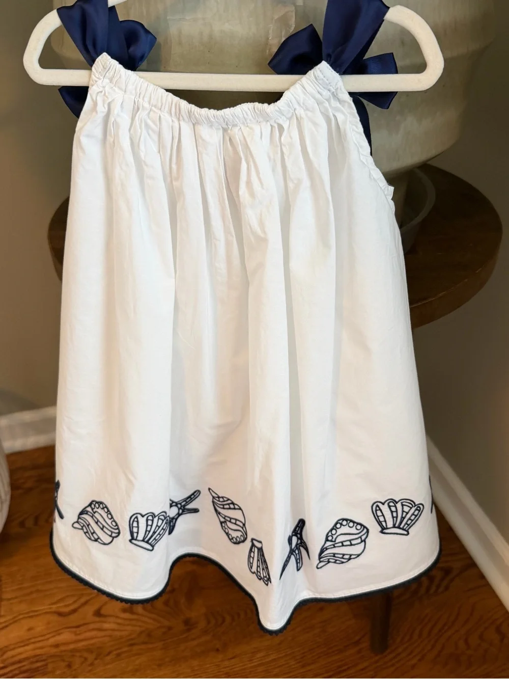 Rachel Zoe White Girls' Dress with Navy Bows, size 24 months - Picture 10 of 11